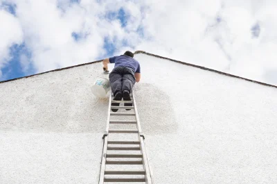 Peinture extérieure à Loulay — façades et ravalement
